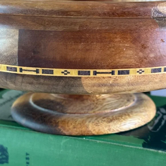 Vintage Turned Wooden Decorative Footed Bowl Compote Inlaid Aztec Marquetry - Picture 7 of 16
